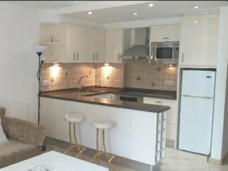 Appartamento Apartamento En La Milla De Oro, A 100M De La Playa Marbella Esterno foto